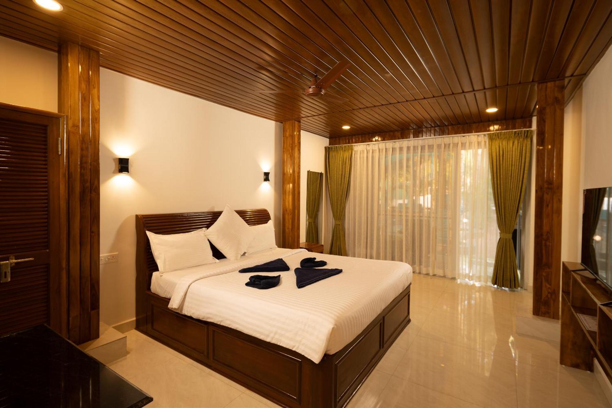 Crystall Goa Emerald Edition Hotel 3*